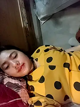 Snapshot of Sinhlinh2020 chatting on November 6, 2025, 9:19 pm Sinhlinh2020 online show from November 6, 2025, 9:19 pm