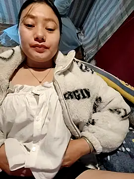 Sinhlinh2020 online show from December 15, 2025, 12:27 am