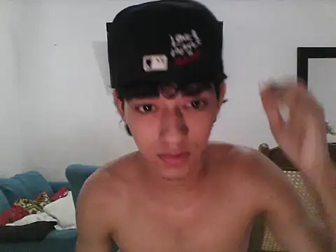 Alex king17 online show from April 30, 2026, 1:29 pm