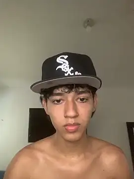 Alex king17 online show from April 23, 2026, 7:59 pm