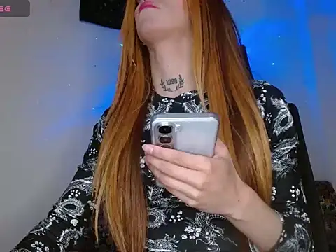 Scarlett crastrawberry online show from May 1, 2026, 6:35 pm