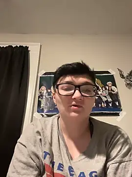 Snapshot of faithorsini8 chatting on October 17, 2025, 11:50 pm faithorsini8 online show from October 17, 2025, 11:50 pm