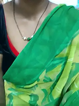 Snapshot of Sravya__ chatting on November 12, 2025, 6:28 am Sravya online show from November 12, 2025, 6:28 am