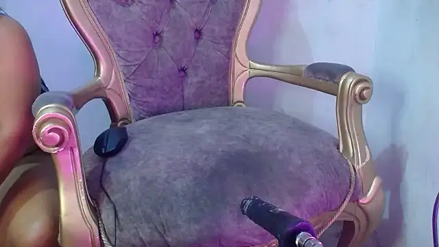 Snapshot of lazzy6565 chatting on July 10, 2026, 8:14 am lazzy6565 online show from July 10, 2026, 8:14 am