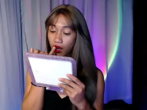 taylaxuxu online show from March 15, 2026, 5:14 am