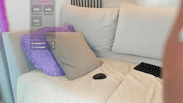 Snapshot of gigi_mane chatting on November 7, 2025, 7:24 am gigi mane online show from November 7, 2025, 7:24 am