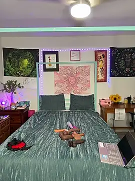 Snapshot of DaisyMynx chatting on November 21, 2025, 3:27 am DaisyMynx online show from November 21, 2025, 3:27 am