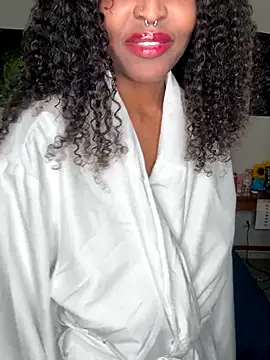 Snapshot of DaisyMynx chatting on November 13, 2025, 3:54 am DaisyMynx online show from November 13, 2025, 3:54 am