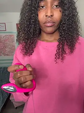 DaisyMynx online show from January 7, 2026, 4:28 am