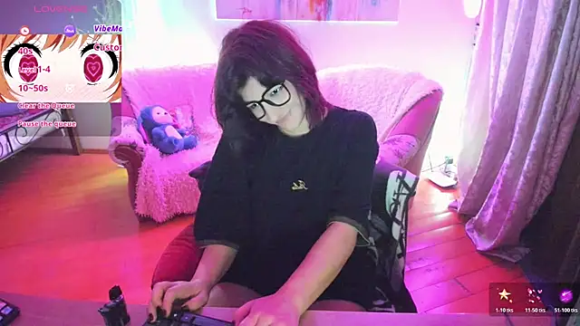 Snapshot of A_Skyy chatting on June 21, 2026, 8:47 pm A Skyy online show from June 21, 2026, 8:47 pm