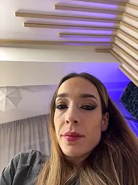 LolaVixxxen online show from November 28, 2025, 6:41 pm