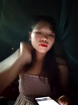 Snapshot of linh-miu99 chatting on November 9, 2025, 4:11 pm linh-miu99 online show from November 9, 2025, 4:11 pm