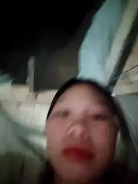 Snapshot of linh-miu99 chatting on March 7, 2026, 5:14 am linh-miu99 online show from March 7, 2026, 5:14 am