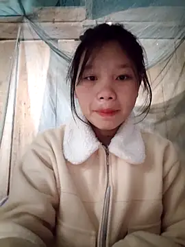 Snapshot of linh-miu99 chatting on February 8, 2026, 8:06 pm linh-miu99 online show from February 8, 2026, 8:06 pm