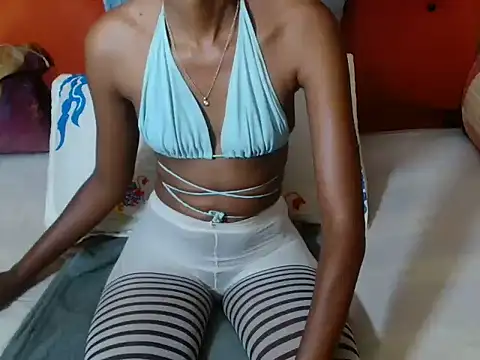 Snapshot of EbonyPexie chatting on October 27, 2025, 3:13 pm EbonyPexie online show from October 27, 2025, 3:13 pm