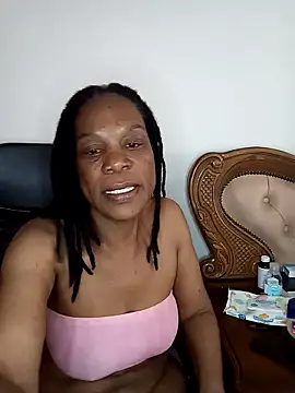 Snapshot of Hotcougar chatting on November 10, 2025, 8:19 am Hotcougar online show from November 10, 2025, 8:19 am