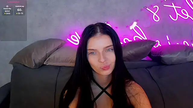 Snapshot of Eva_Mayers chatting on November 4, 2025, 12:47 am Eva Mayers online show from November 4, 2025, 12:47 am