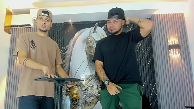 Snapshot of handsome_boys22 chatting on November 3, 2025, 12:09 pm handsome boys22 online show from November 3, 2025, 12:09 pm