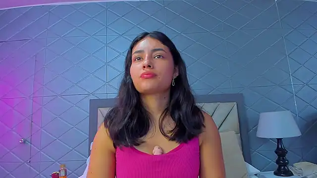 ViolettRouse online show from March 3, 2026, 4:47 pm