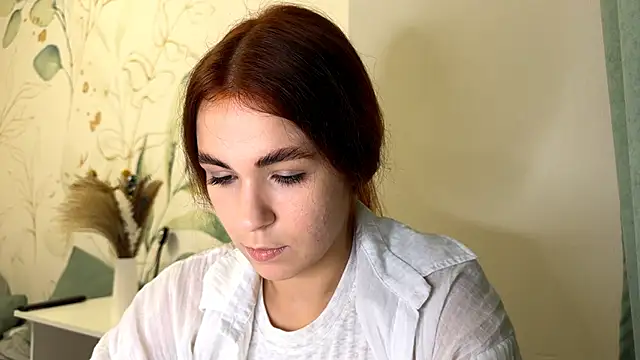 LunaAfrodita online show from October 26, 2025, 6:41 pm