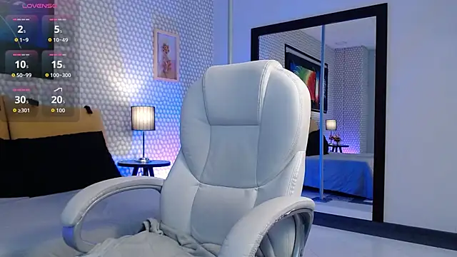 Snapshot of SashaaVixen chatting on October 27, 2025, 12:06 pm SashaaVixen online show from October 27, 2025, 12:06 pm