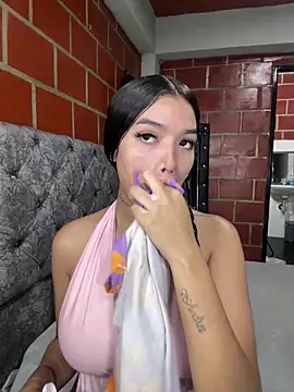 tifanymonroe online show from May 15, 2026, 8:29 pm