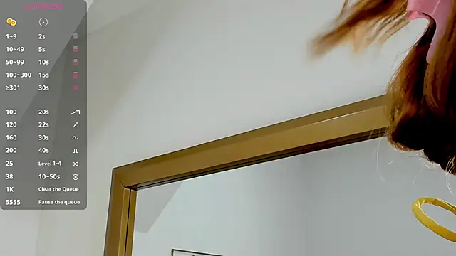 Snapshot of lucia_lorenz chatting on December 2, 2025, 11:23 am lucia lorenz online show from December 2, 2025, 11:23 am