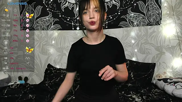 Snapshot of ruby_dallos chatting on November 23, 2025, 12:26 pm ruby dallos online show from November 23, 2025, 12:26 pm