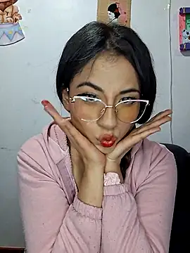 Snapshot of chloebrownn03 chatting on November 12, 2025, 4:05 am chloebrownn03 online show from November 12, 2025, 4:05 am