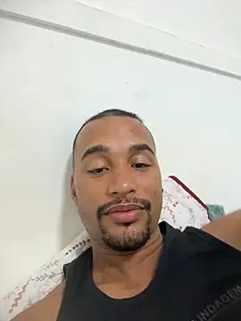 Snapshot of casalbrhot25 chatting on October 26, 2025, 4:24 am casalbrhot25 online show from October 26, 2025, 4:24 am