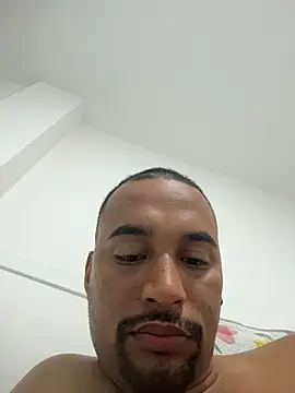 Snapshot of casalbrhot25 chatting on November 12, 2025, 1:21 am casalbrhot25 online show from November 12, 2025, 1:21 am