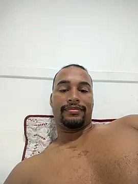 Snapshot of casalbrhot25 chatting on November 3, 2025, 2:28 am casalbrhot25 online show from November 3, 2025, 2:28 am