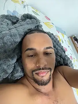 Snapshot of casalbrhot25 chatting on November 11, 2025, 3:12 am casalbrhot25 online show from November 11, 2025, 3:12 am