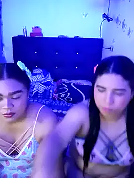 2moons full of love online show from November 5, 2025, 10:46 pm