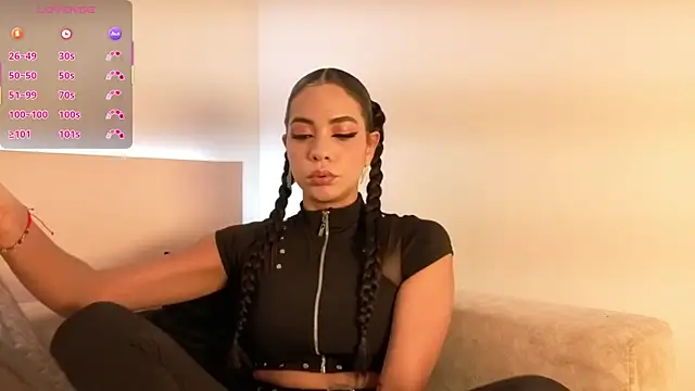 Snapshot of lulu_wonder chatting on December 2, 2025, 7:48 pm lulu wonder online show from December 2, 2025, 7:48 pm