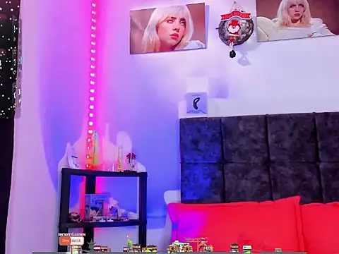 Snapshot of Theo_Noxxx chatting on December 15, 2025, 9:09 pm Theo Noxxx online show from December 15, 2025, 9:09 pm