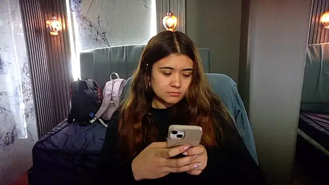  jeessy online show from November 30, 2025, 6:14 am