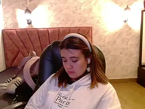  jeessy online show from February 4, 2026, 3:45 am