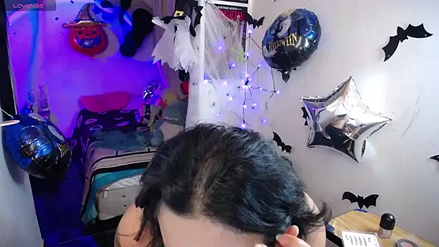 Snapshot of Ladyswap chatting on October 21, 2025, 3:06 am Ladyswap online show from October 21, 2025, 3:06 am