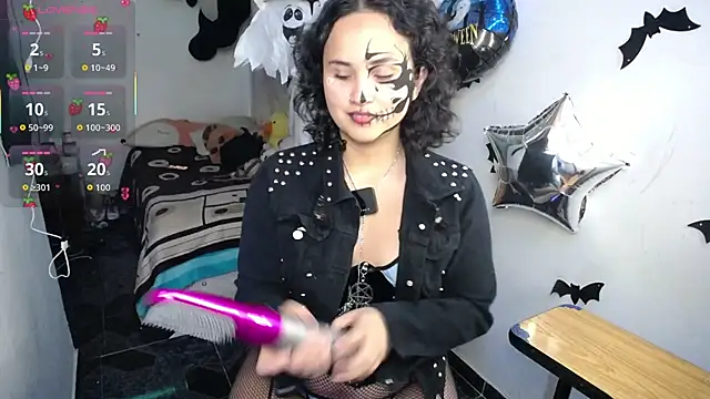 Snapshot of Ladyswap chatting on October 28, 2025, 3:07 am Ladyswap online show from October 28, 2025, 3:07 am