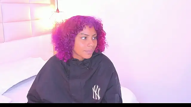 Sofia clk online show from April 24, 2026, 3:08 am