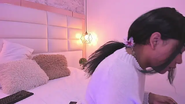 Snapshot of Sofia_clk chatting on November 11, 2025, 3:34 am Sofia clk online show from November 11, 2025, 3:34 am