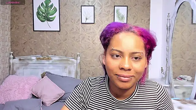 Sofia clk online show from May 6, 2026, 3:54 am