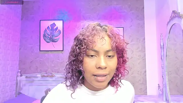 Snapshot of Sofia_clk chatting on June 18, 2026, 2:54 am Sofia clk online show from June 18, 2026, 2:54 am