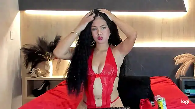 Snapshot of LorenaVarga chatting on August 5, 2026, 7:19 pm LorenaVarga online show from August 5, 2026, 7:19 pm