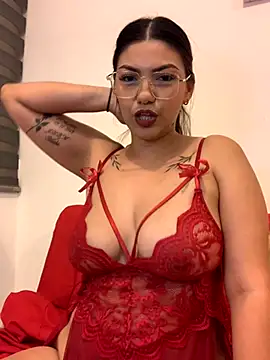 Snapshot of georgina_sexxii chatting on October 23, 2025, 4:44 am georgina sexxii online show from October 23, 2025, 4:44 am