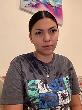 Snapshot of georgina_sexxii chatting on October 28, 2025, 7:18 am georgina sexxii online show from October 28, 2025, 7:18 am