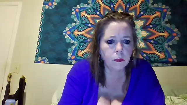 curvymaturemaryjane online show from March 29, 2026, 4:08 pm