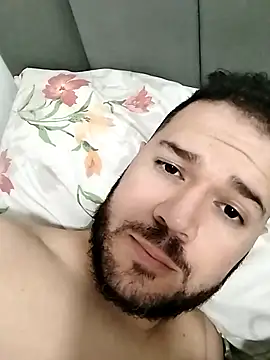 Snapshot of Branquinhowm chatting on November 17, 2025, 1:20 am Branquinhowm online show from November 17, 2025, 1:20 am