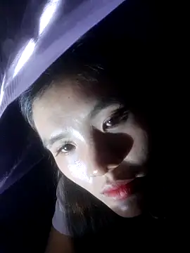 Snapshot of mira-show chatting on October 29, 2025, 11:53 am mira-show online show from October 29, 2025, 11:53 am